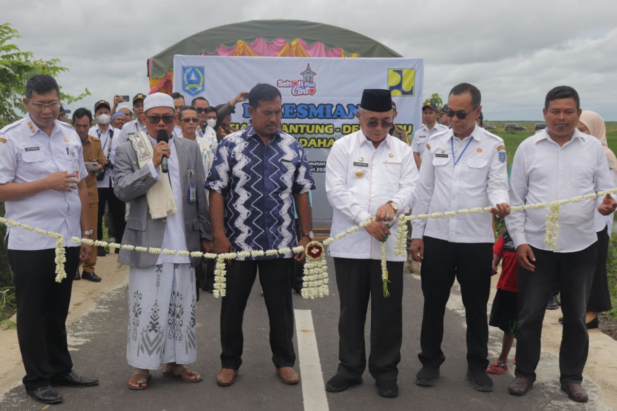 Pembangunan jalan Siang Gantung-Desa Baru HSS topang jalur ekonomi