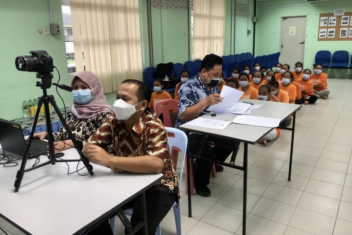 KJRI Johor Bahru lakukan layanan jemput bola 89 WNI di depo tahanan imigrasi Johor