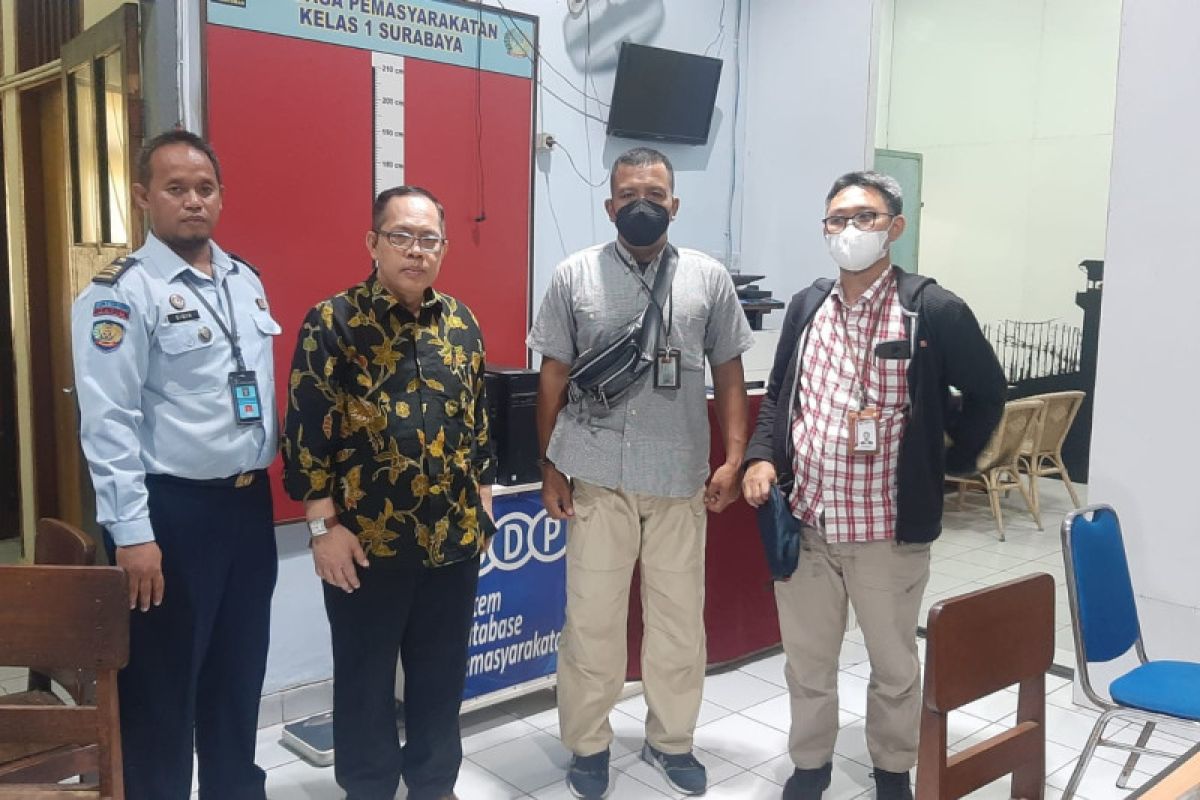 Mantan Hakim Itong di ditempatkan di sel isolasi