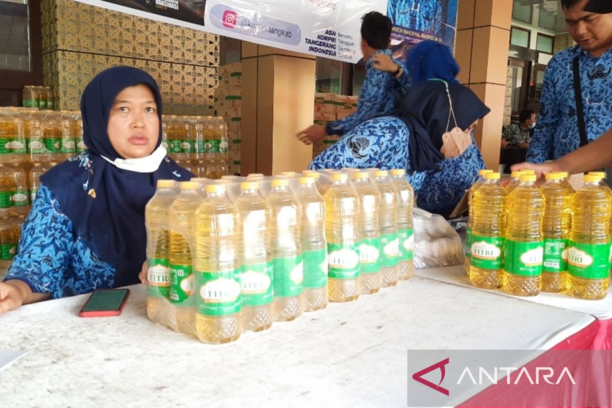 Bulog Tangerang: Stok minyak goreng bersubsidi masih kosong