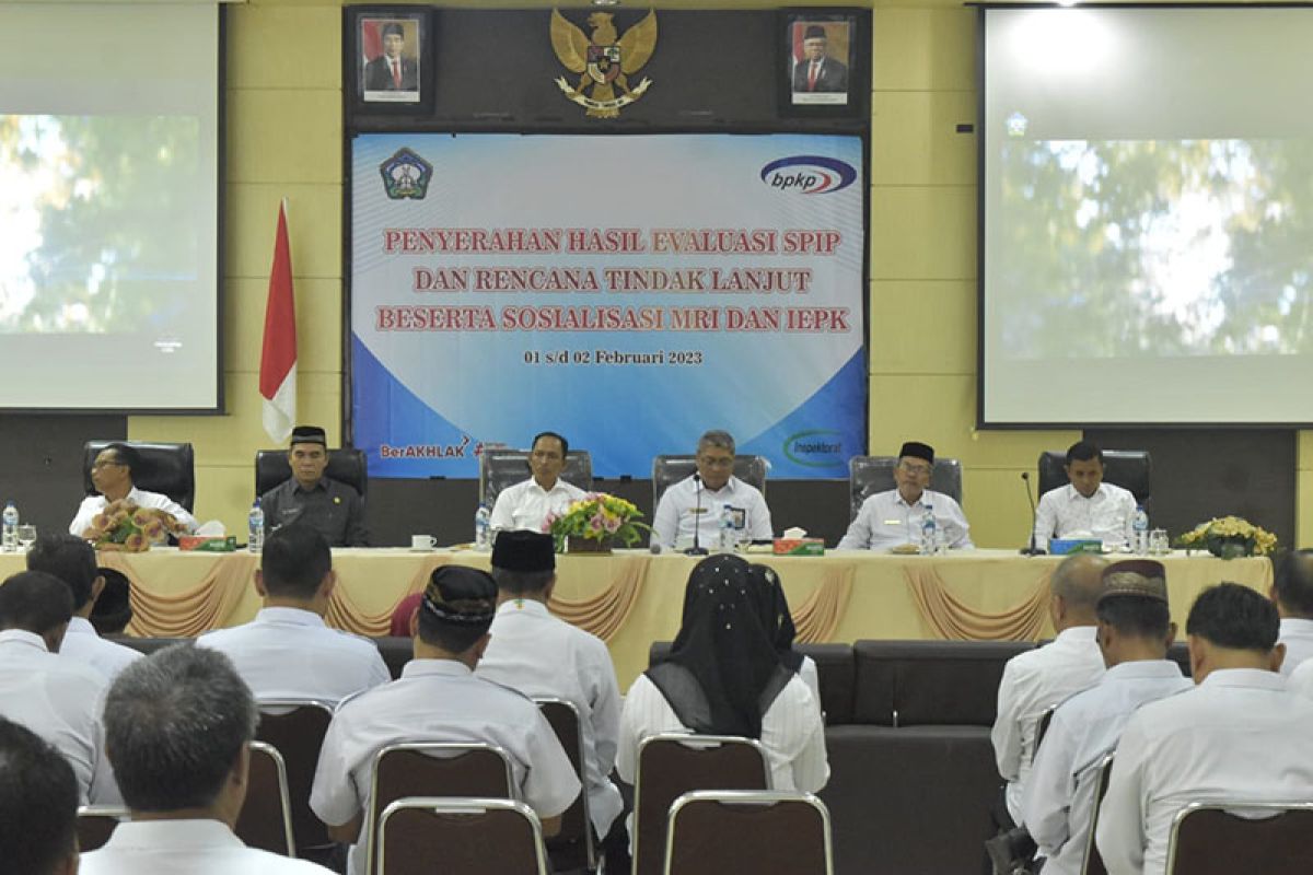 Inspektorat Aceh Selatan serahkan hasil evaluasi SPIP
