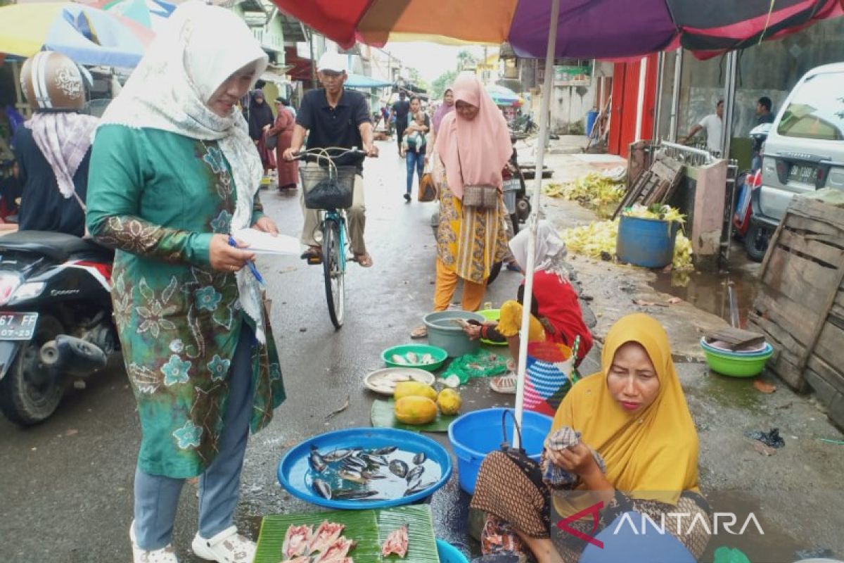 TPID HSU antisipasi dampak kenaikan harga sembako.