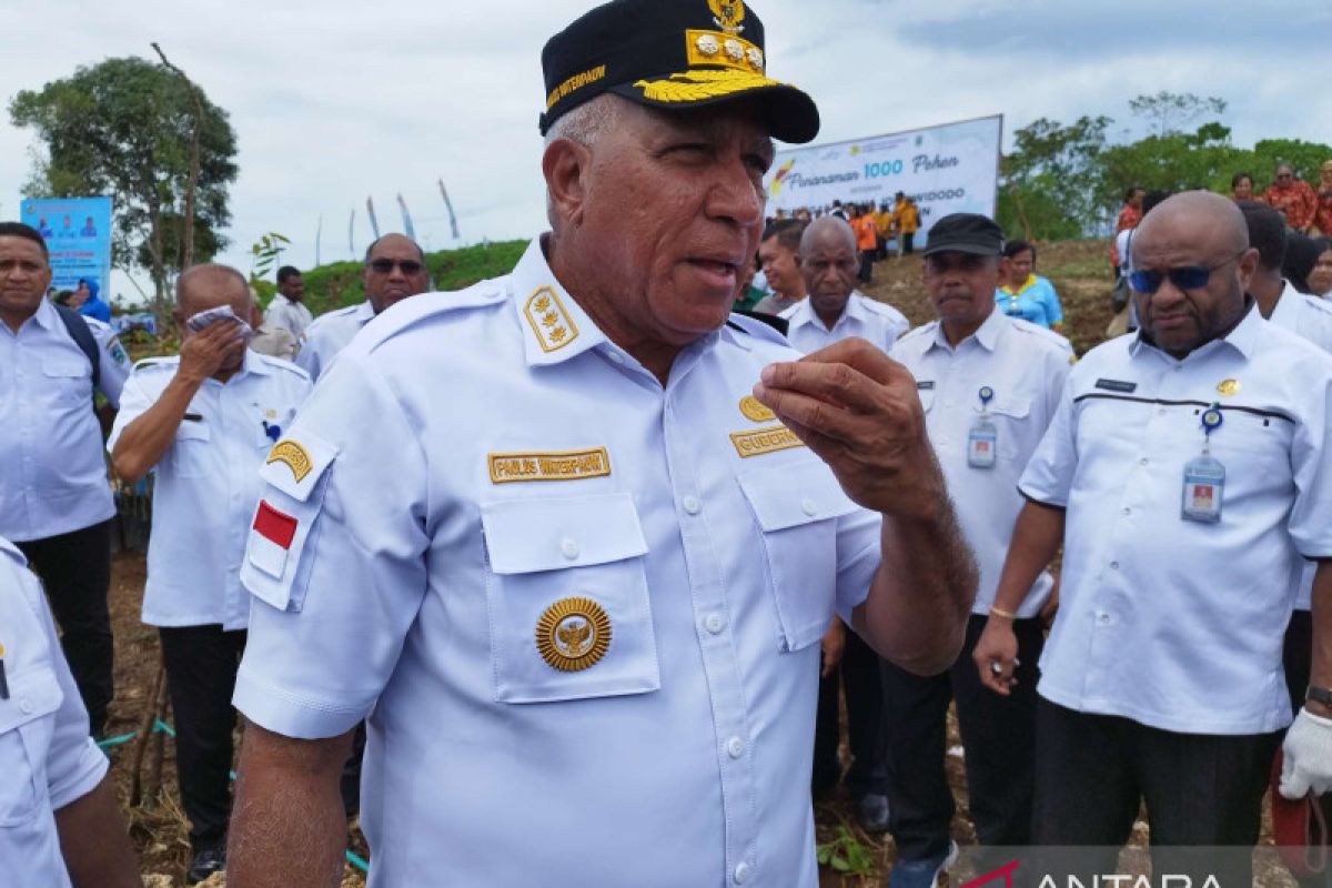 Gubernur Waterpauw akan pangkas jumlah OPD Pemprov Papua Barat