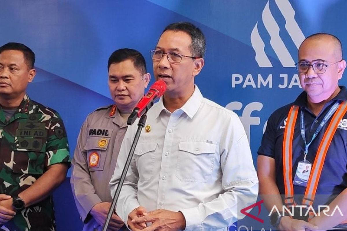 Pj Gubernur DKI Jakarta tinjau pengoperasian secara penuh PAM Jaya