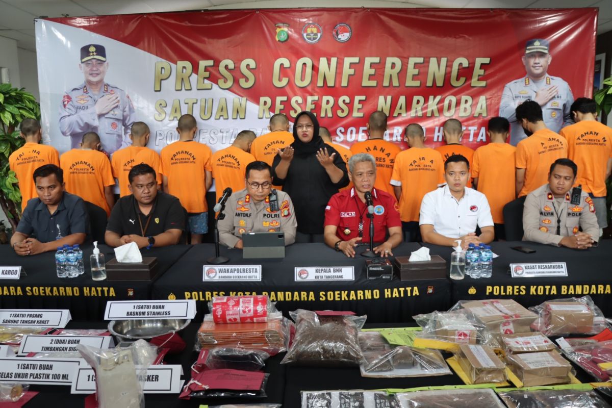 Polres Bandara Soetta bongkar sindikat pembuat ganja sintetis