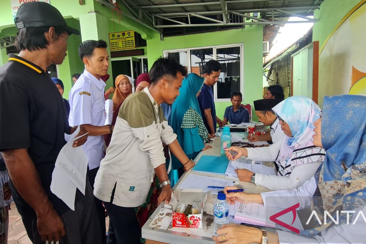 Pemkab Serang Jemput Bola Layani Adminduk di Pulo Panjang