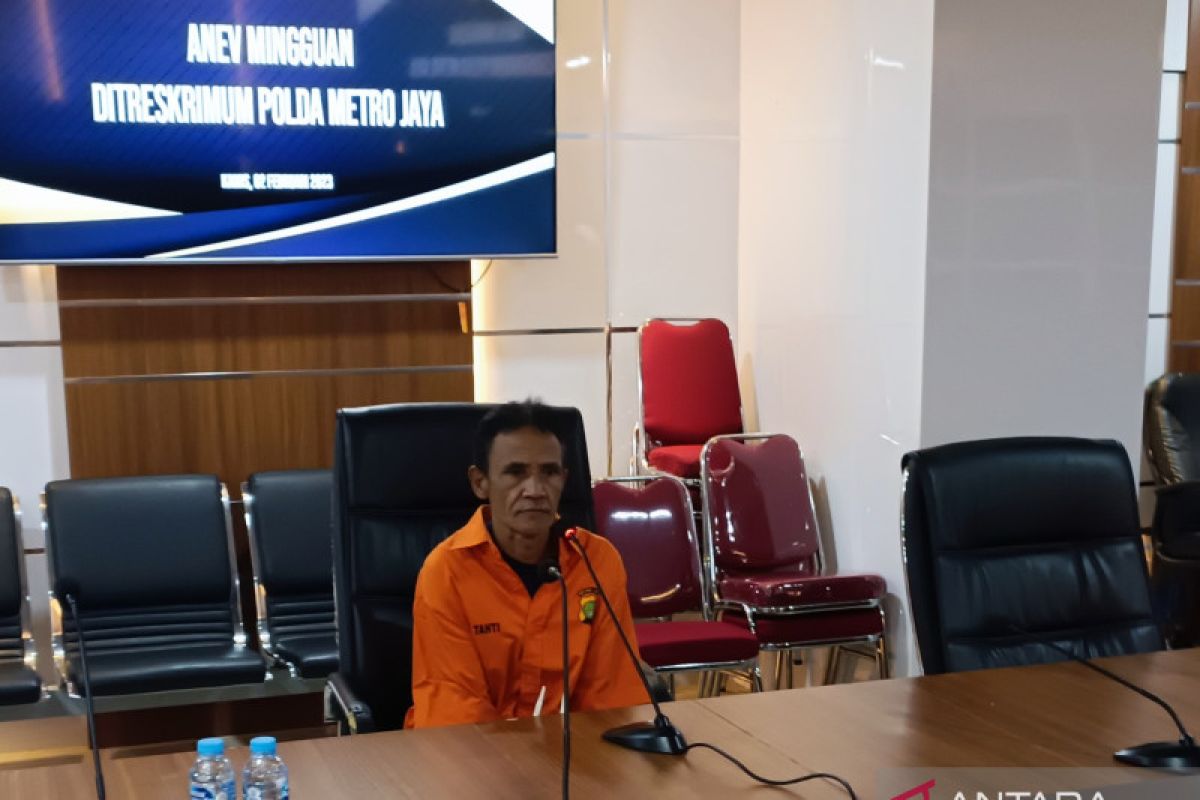 Tersangka pembunuhan berantai mengaku menyesal dan akan bertobat