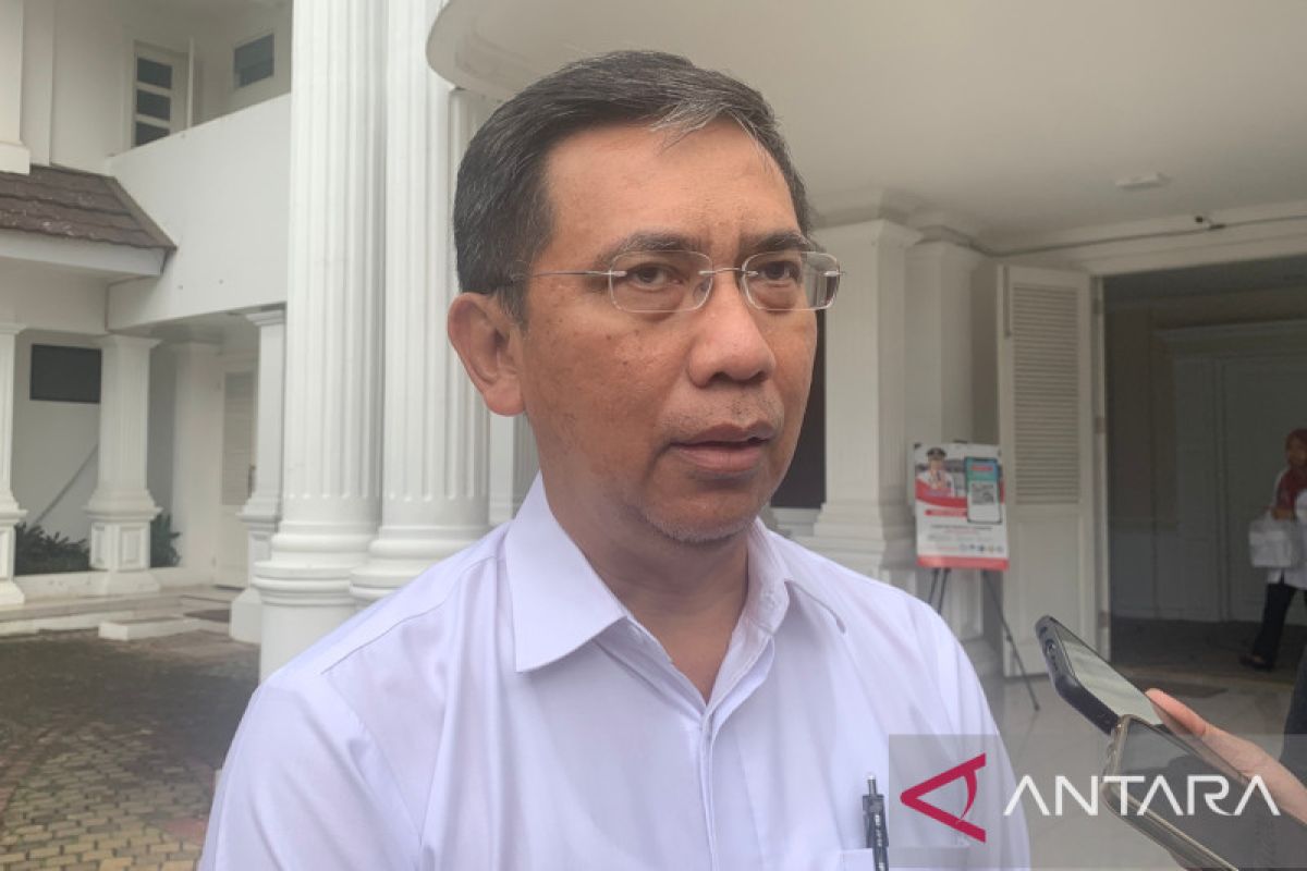 Pemkab Cianjur membatalkan bantuan tunai untuk hunian sementara