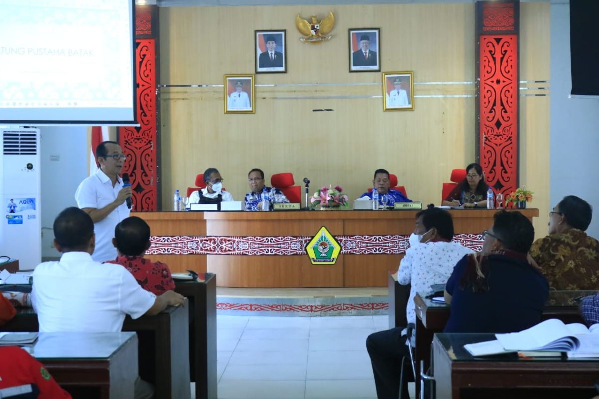 Bupati buka FGD penataan kawasan Water Front City Pangururan dan Kawasan Tele