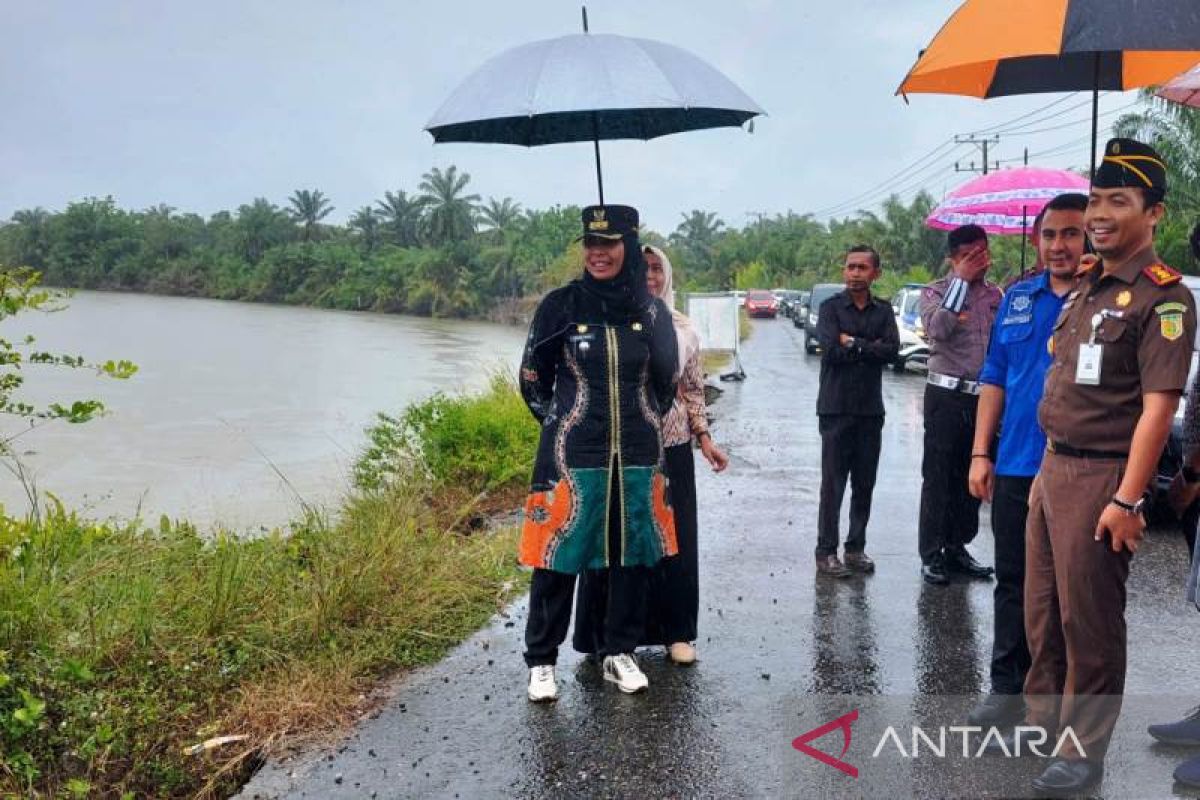 Nagan Raya tangani erosi sungai dengan ribuan geobag, begini penjelasannya