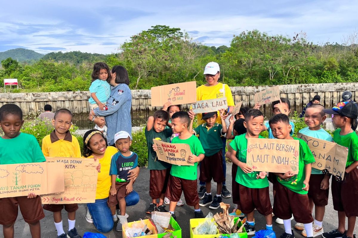 Komunitas MCC beri edukasi pilah sampah pada anak PAUD di Ambon