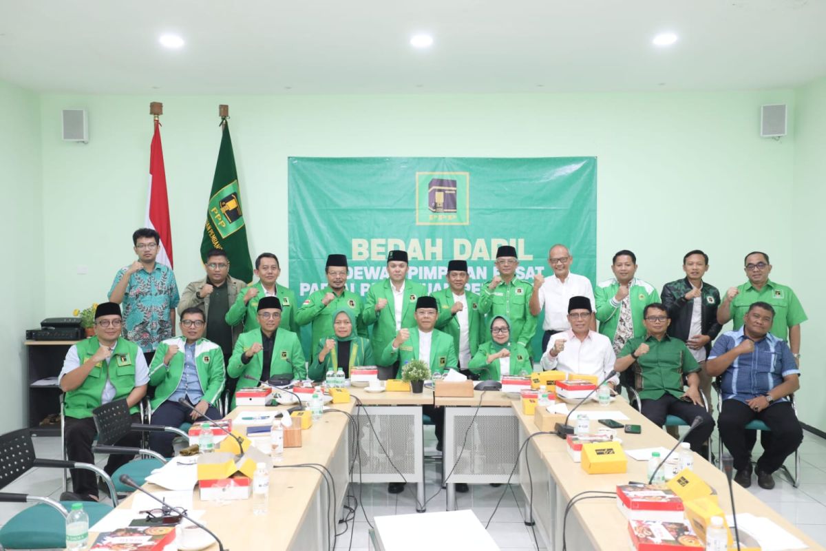 Plt Ketum PPP optimistis raih 11 kursi DPR RI dari Jawa Timur