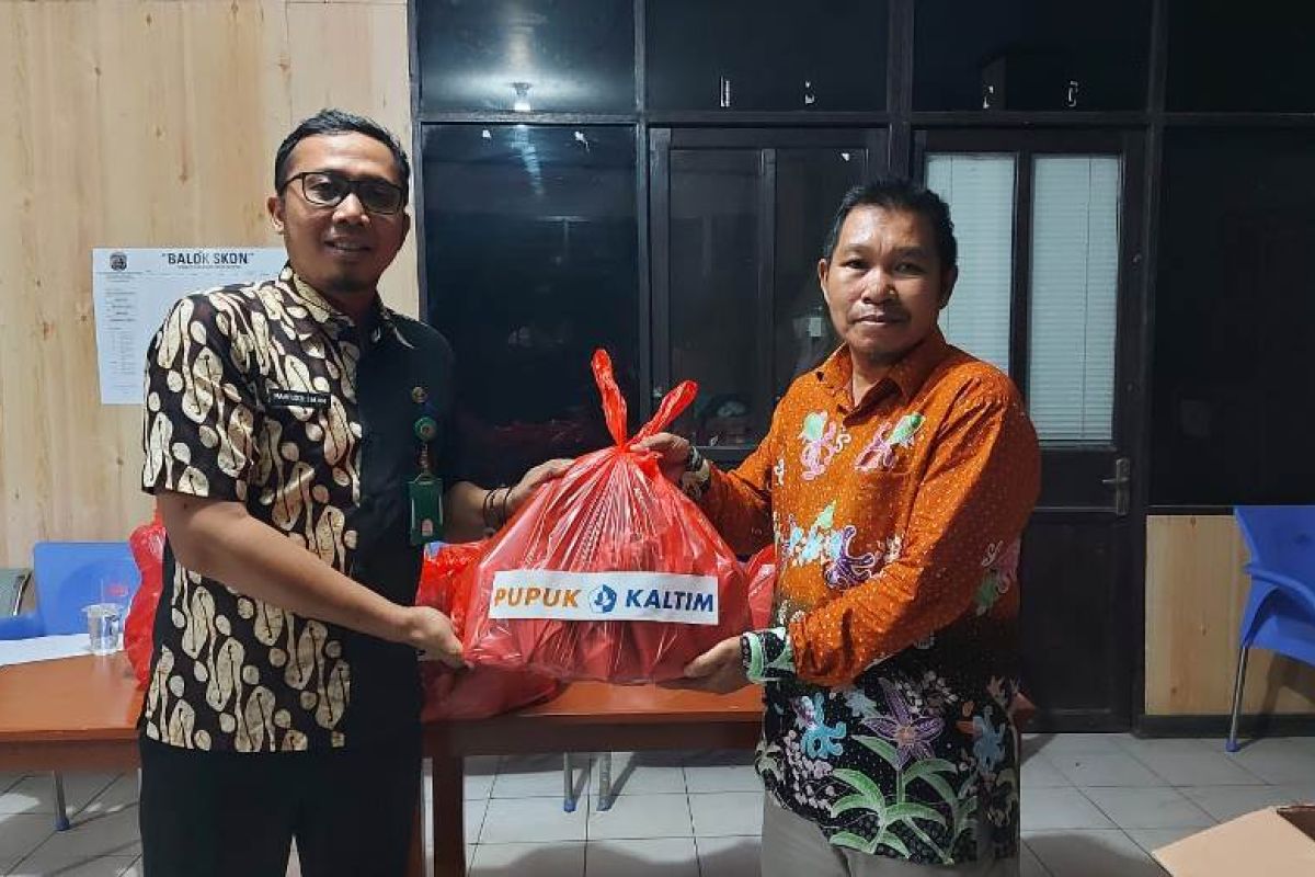 Pupuk Kaltim salurkan 1.000 paket makanan bagi korban banjir Bontang