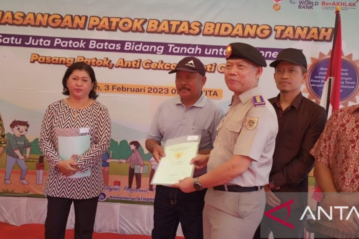 Bpn Tarakan Serahkan 123 Sertifikat Tanah Program Ptsl Kepada Warga