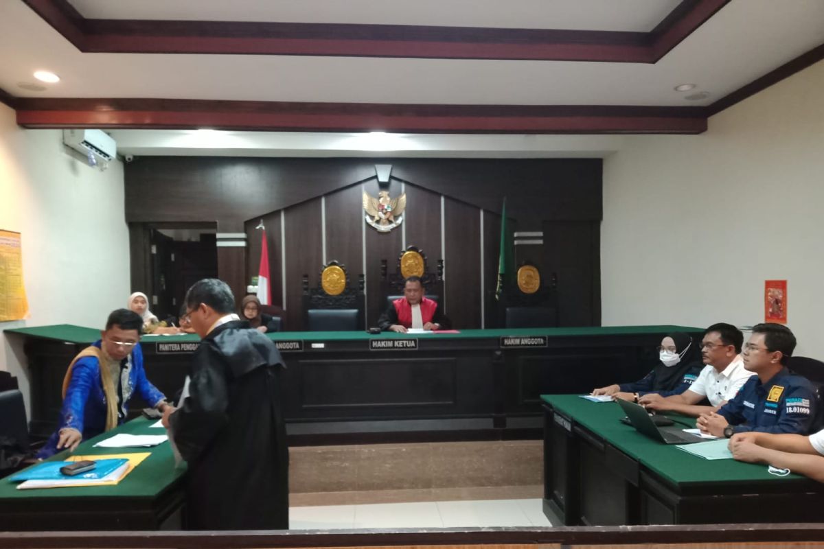 Sidang perdana gugatan praperadilan kasus pencabulan santri di Jember