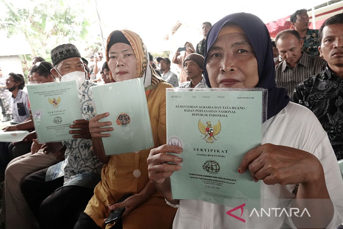 Ratusan warga Pekanbaru terima pemasangan tanda batas dari BPN