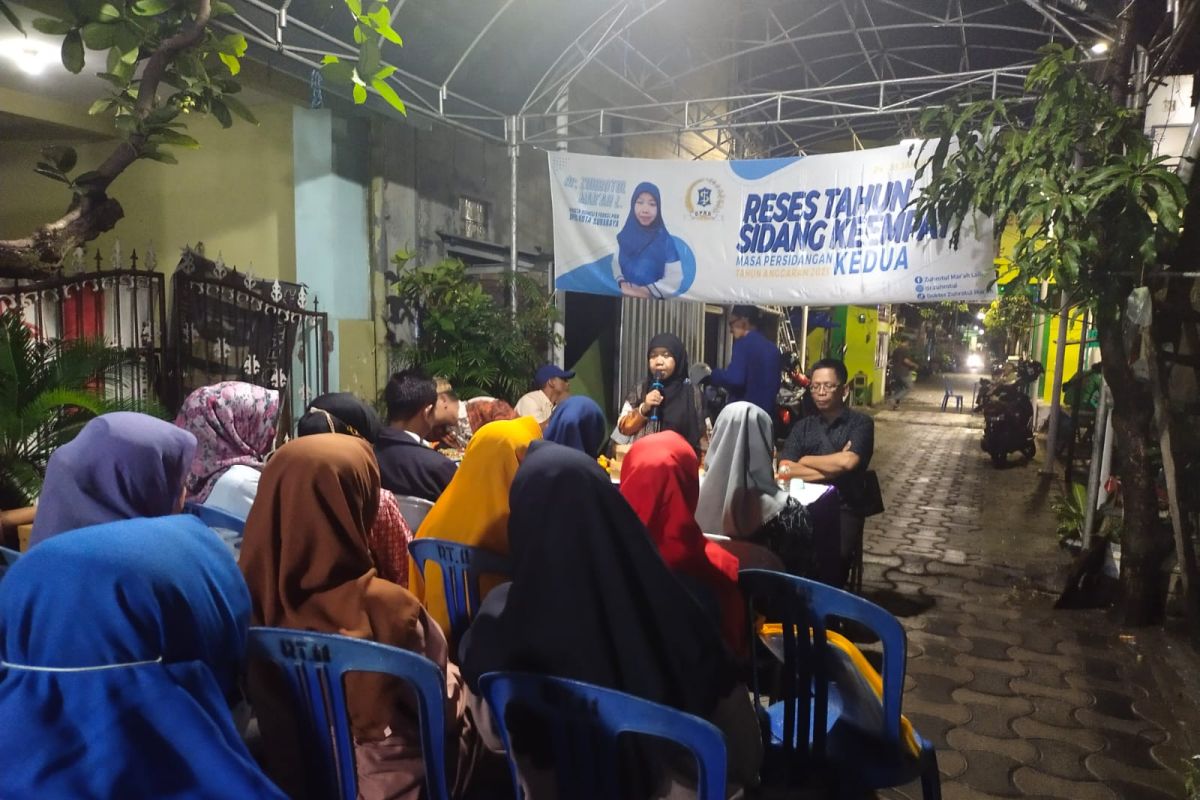 Legislator Zuhrotul: Kesetaraan sekolah negeri dan swasta jadi harapan warga Surabaya
