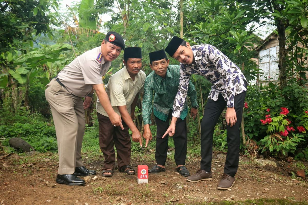 Pemkab Trenggalek dukung gerakan pemasangan patok batas bidang tanah