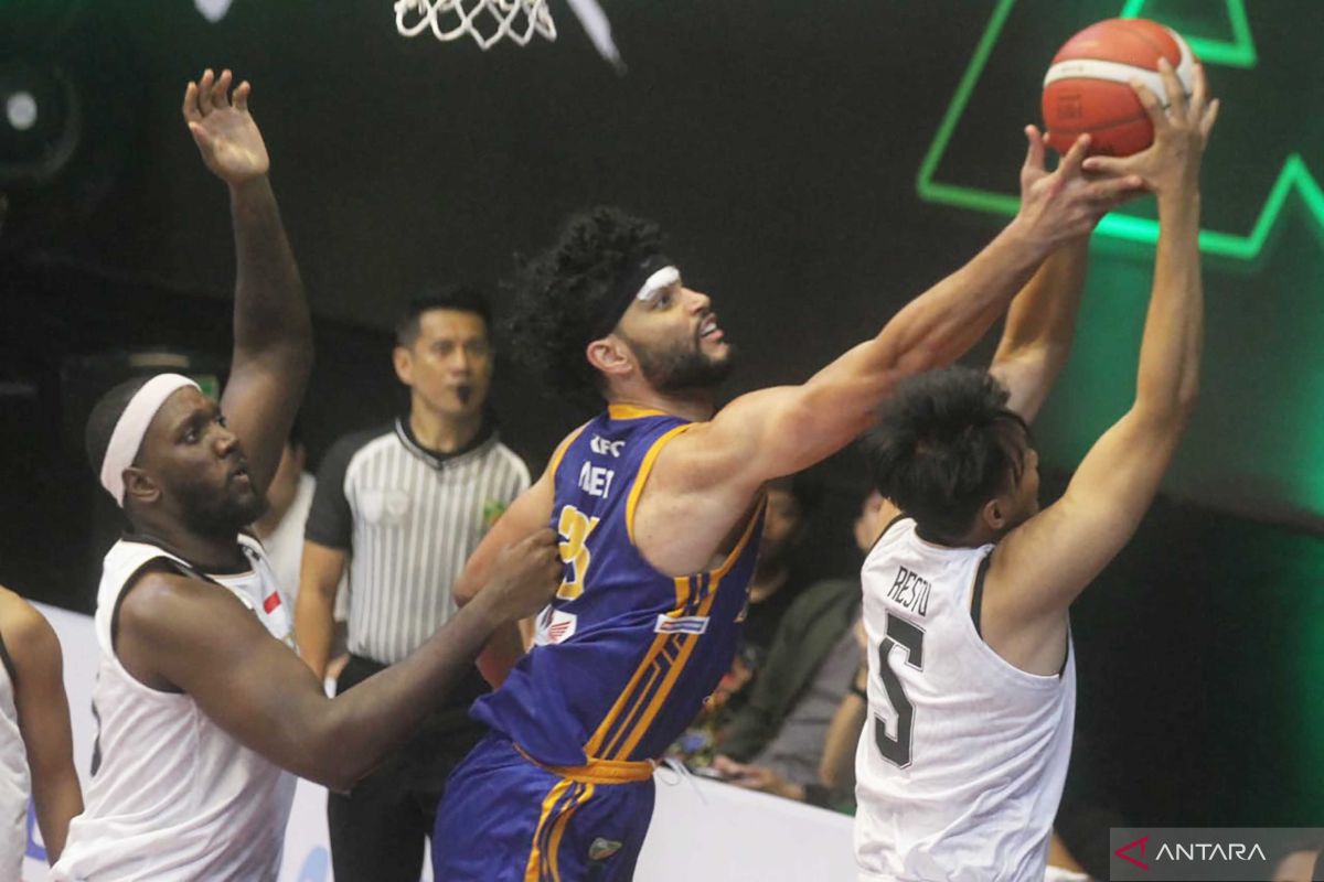 IBL 2023: Satria Muda menangi laga ketat lawan Bima Perkasa 67-56