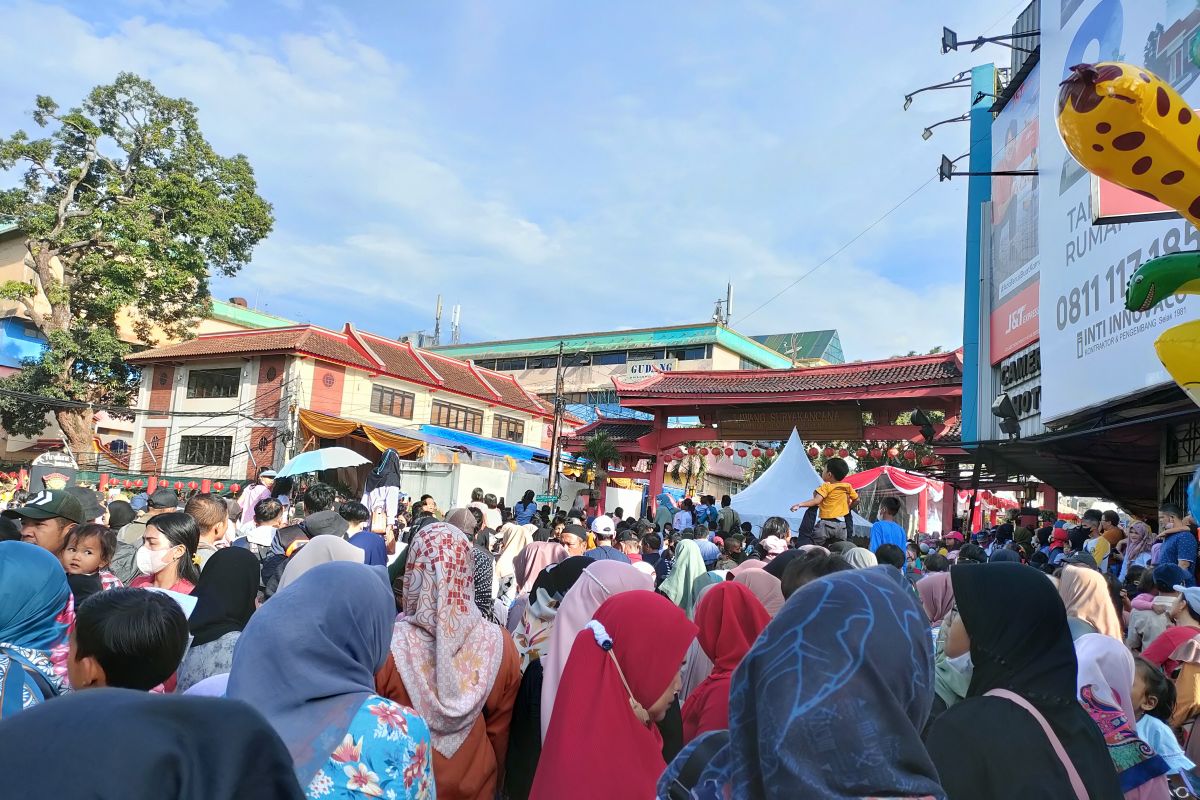 Ribuan warga tumpah ruah menyaksikan Bogor Street Festival