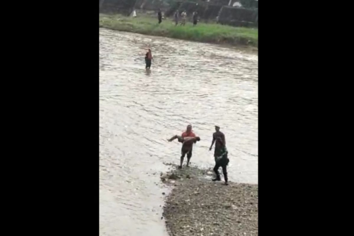 BPBD Kudus temukan anak tenggelam di Sungai Gelis meninggal