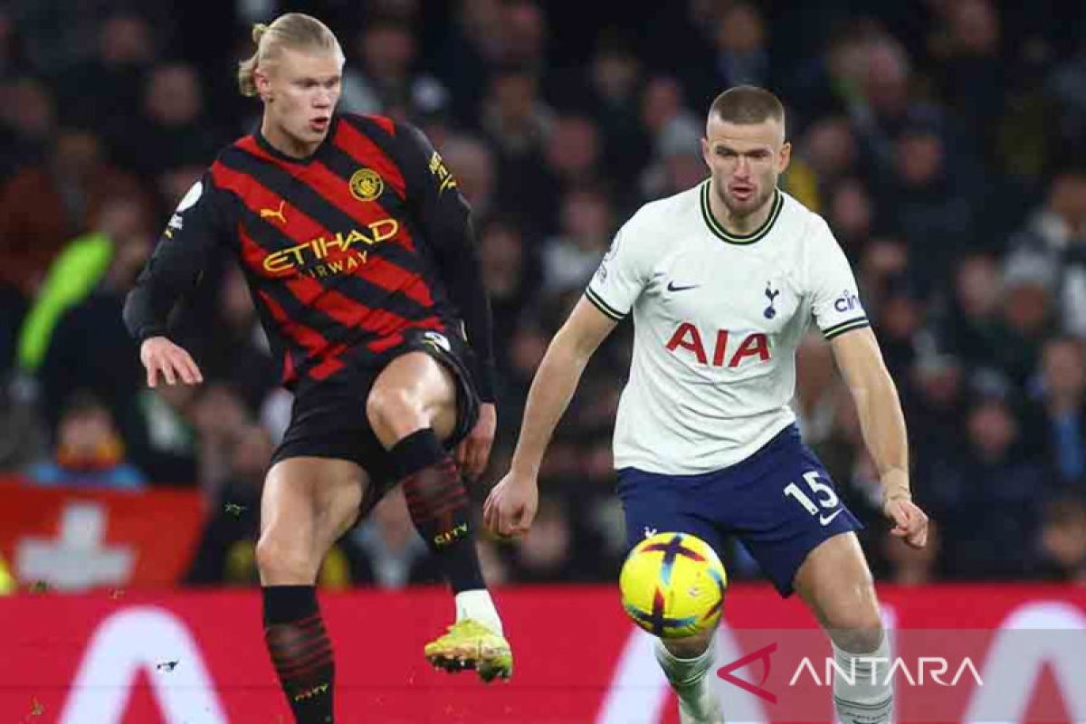 Bek Tottenham Eric Dier resmi ke Bayern Muenchen