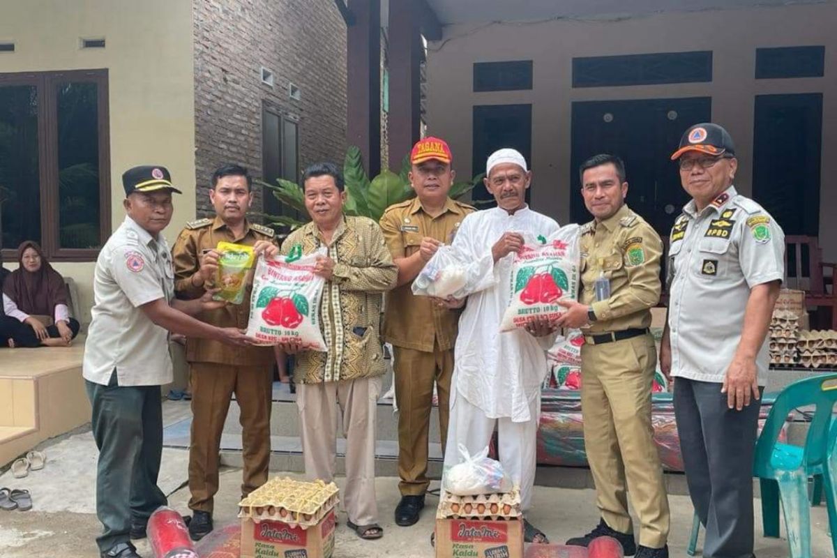Pemkab Labura bantu korban banjir Lobu Rampah