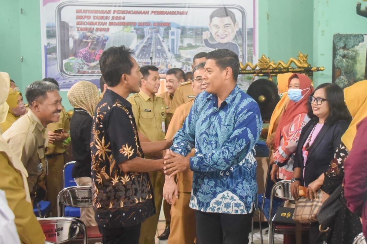 Wali Kota Kediri komitmen tekan angka kemiskinan