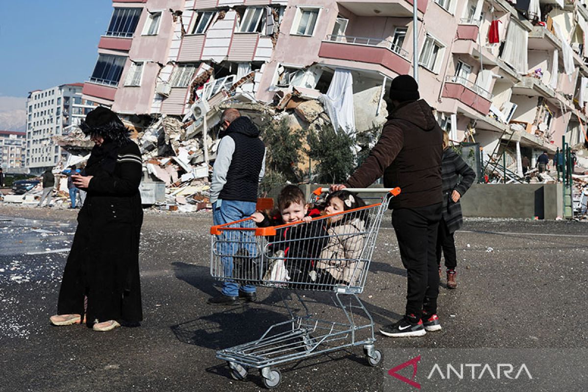 Jumlah korban meninggal gempa Turki capai 12.000 jiwa
