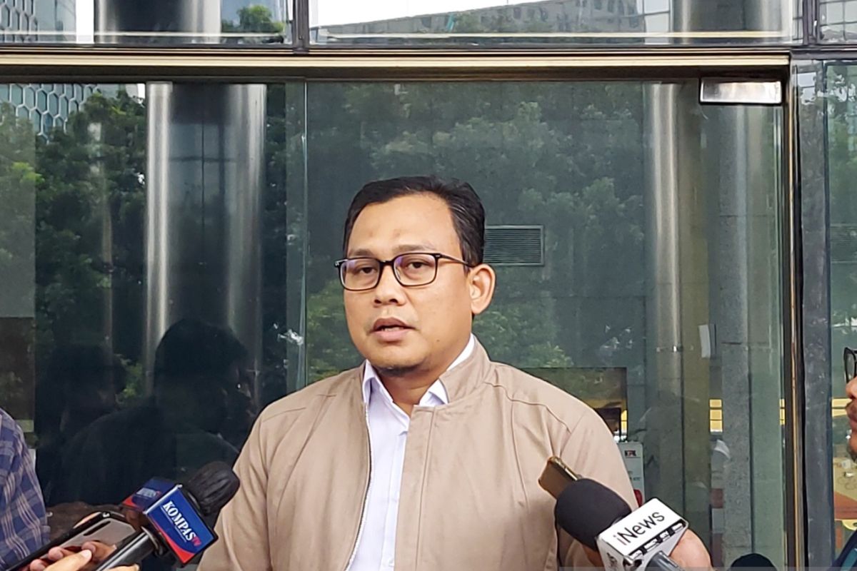 KPK panggil tiga pegawai MA sebagai saksi kasus suap