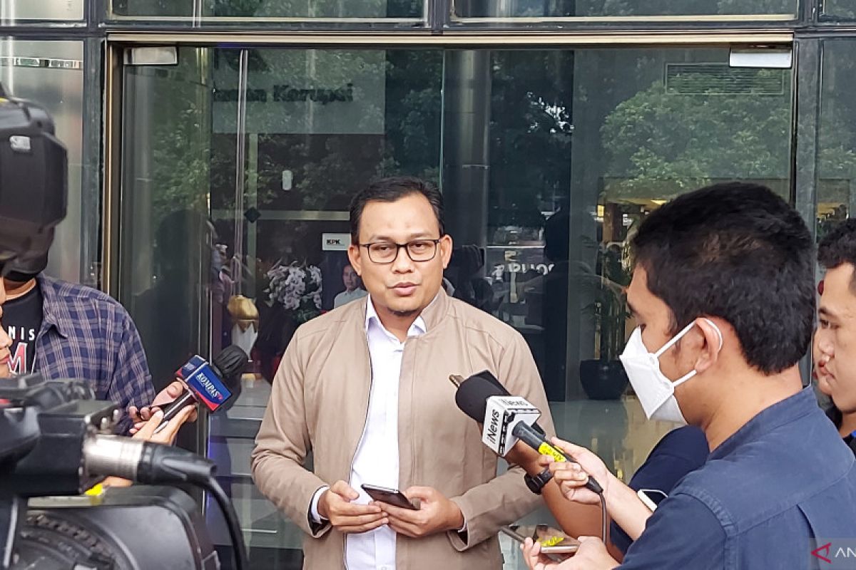 KPK sebut Lukas Enembe tak perlu dirujuk berobat ke Singapura