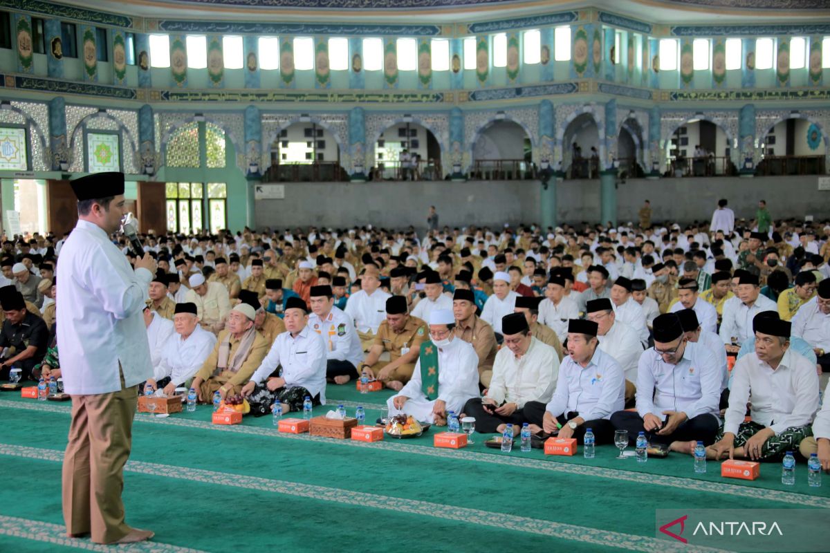 Wali Kota Arief R Wismansyah ajak masyarakat sedekah tasyakur