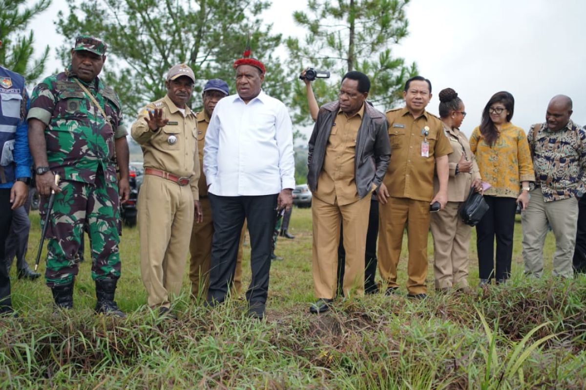Wamendagri sebut pembangunan kantor Papua Pegunungan seluas 108 hektare