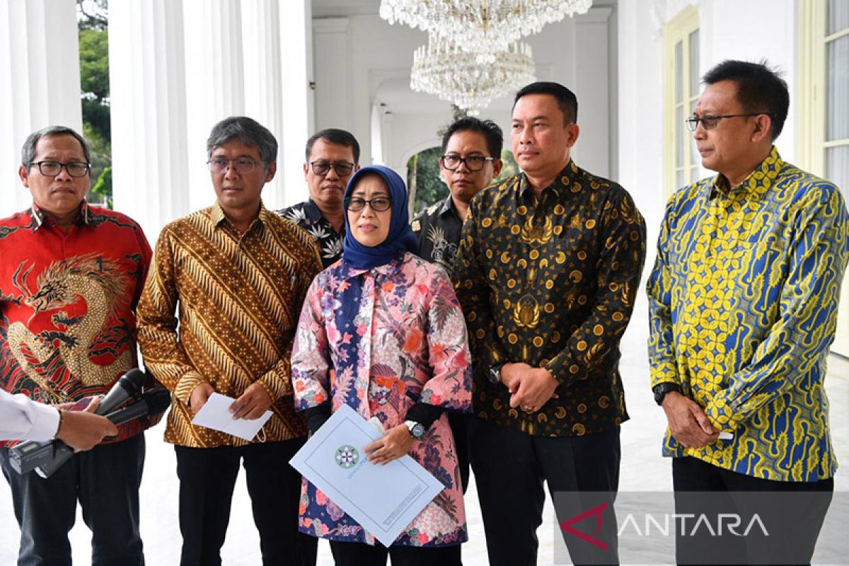 Jokowi perkenalkan Perpres 'Publisher Rights' di HPN