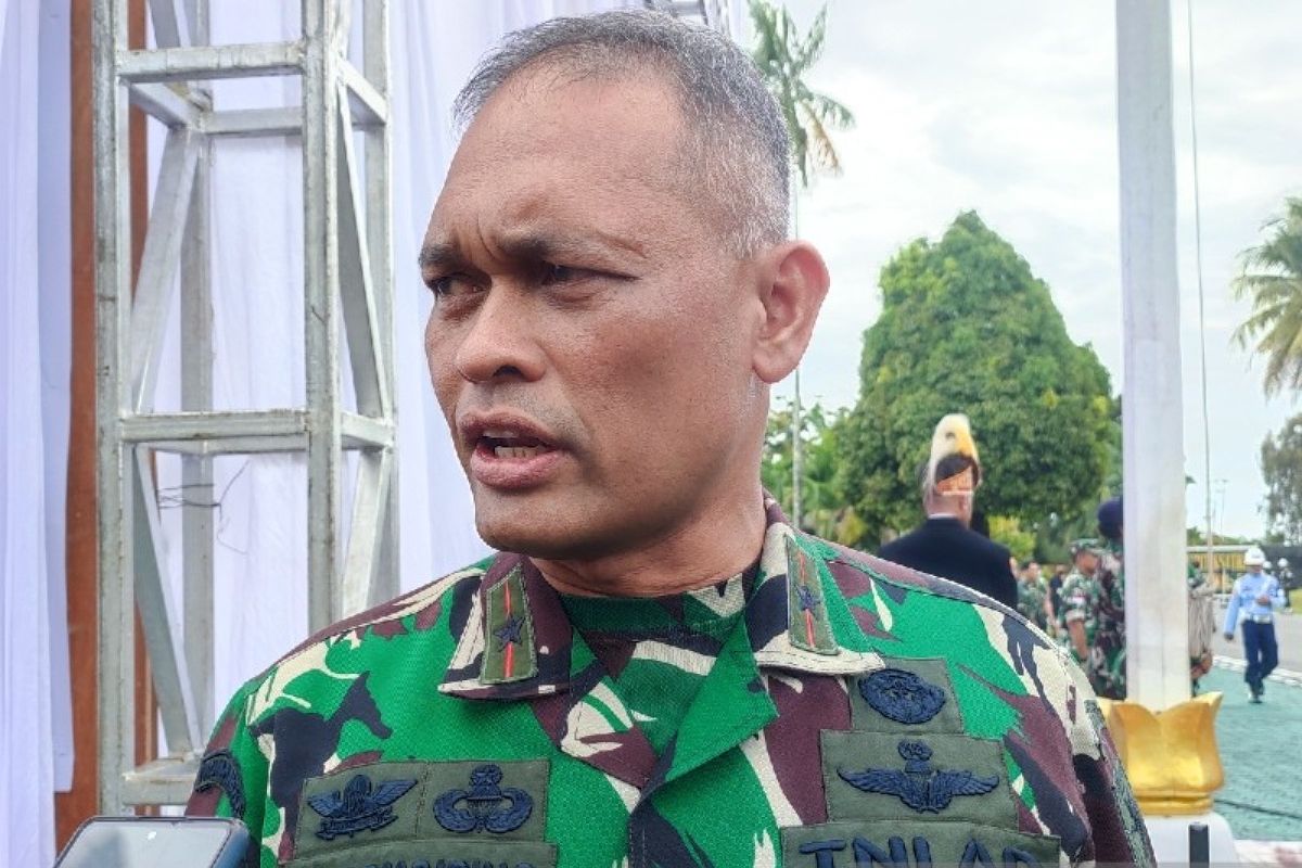 TNI-Polri upaya cari dan selamatkan pilot serta 15 tukang dari KKB