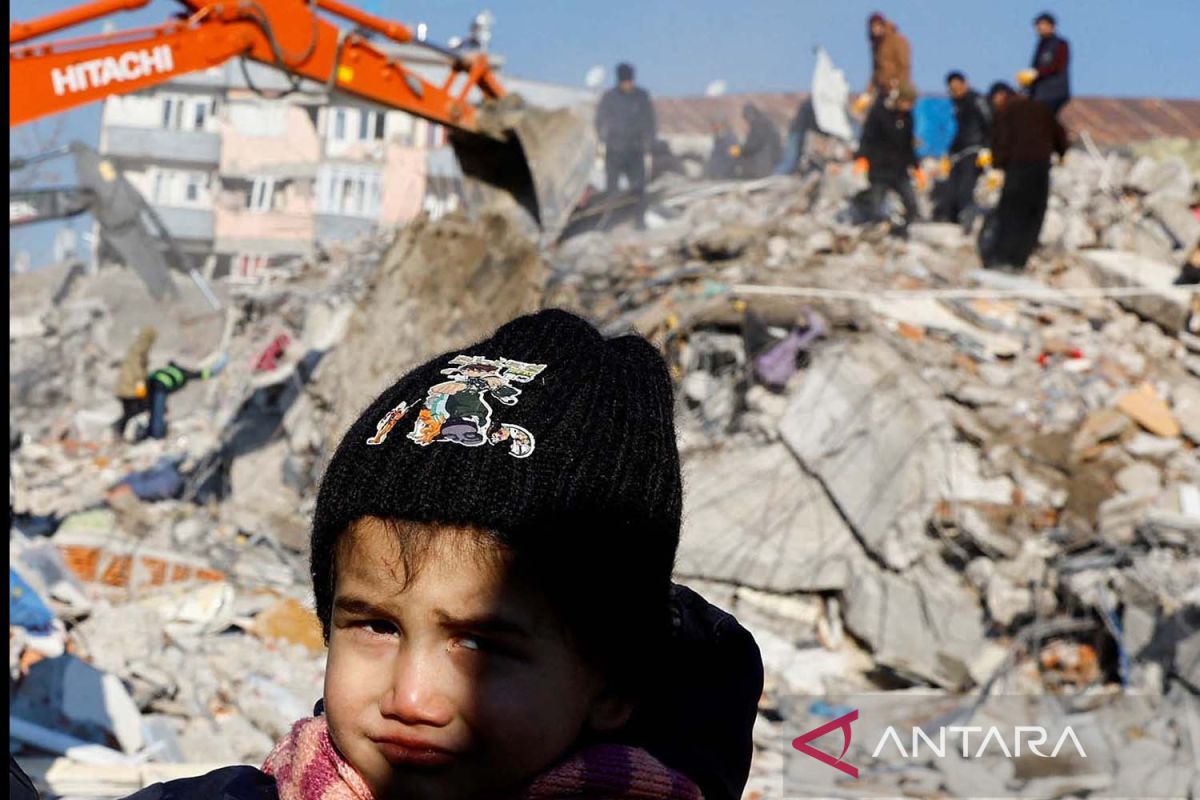 Empat juta anak terganggu kegiatan belajarnya akibat gempa Turki
