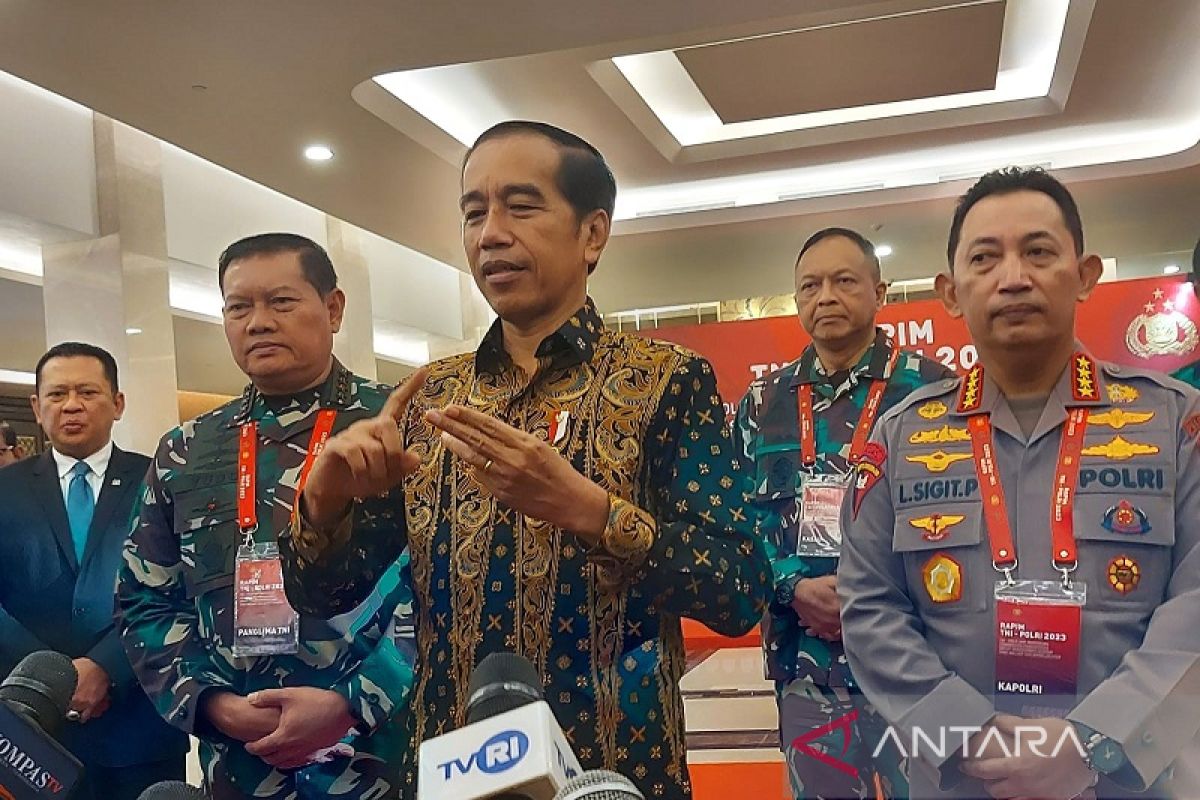 Jokowi yakin TNI dan Polri sudah tahu tugas songsong tahun politik