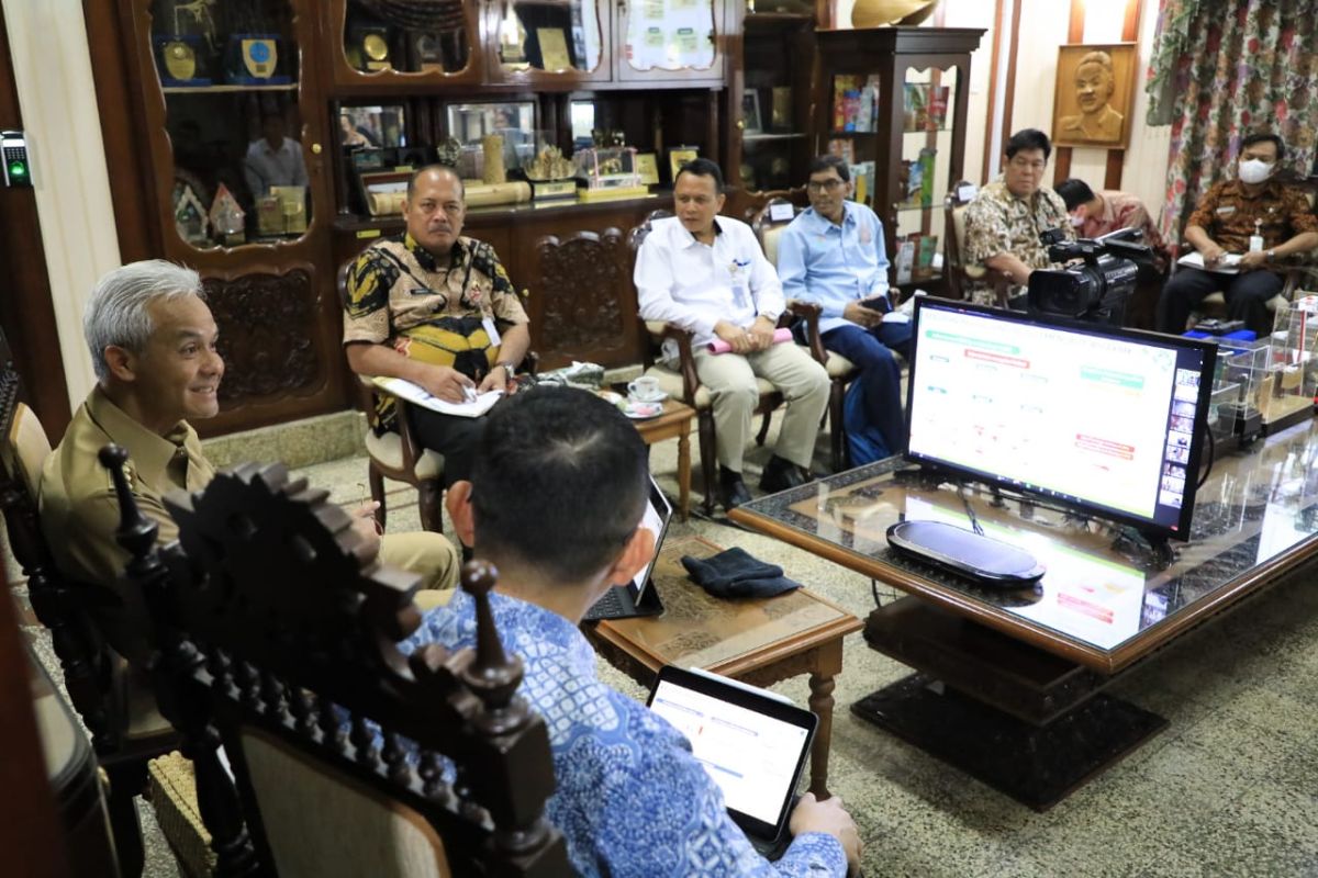 Ganjar gandeng Bulog-Polda tangani inflasi di Jateng