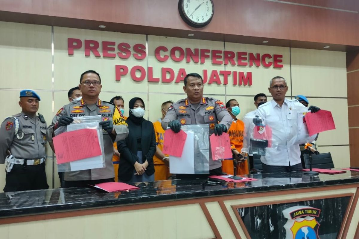 Polda Jatim tangkap empat terduga penyebar hoaks kepemilikan tanah di Banyuwangi