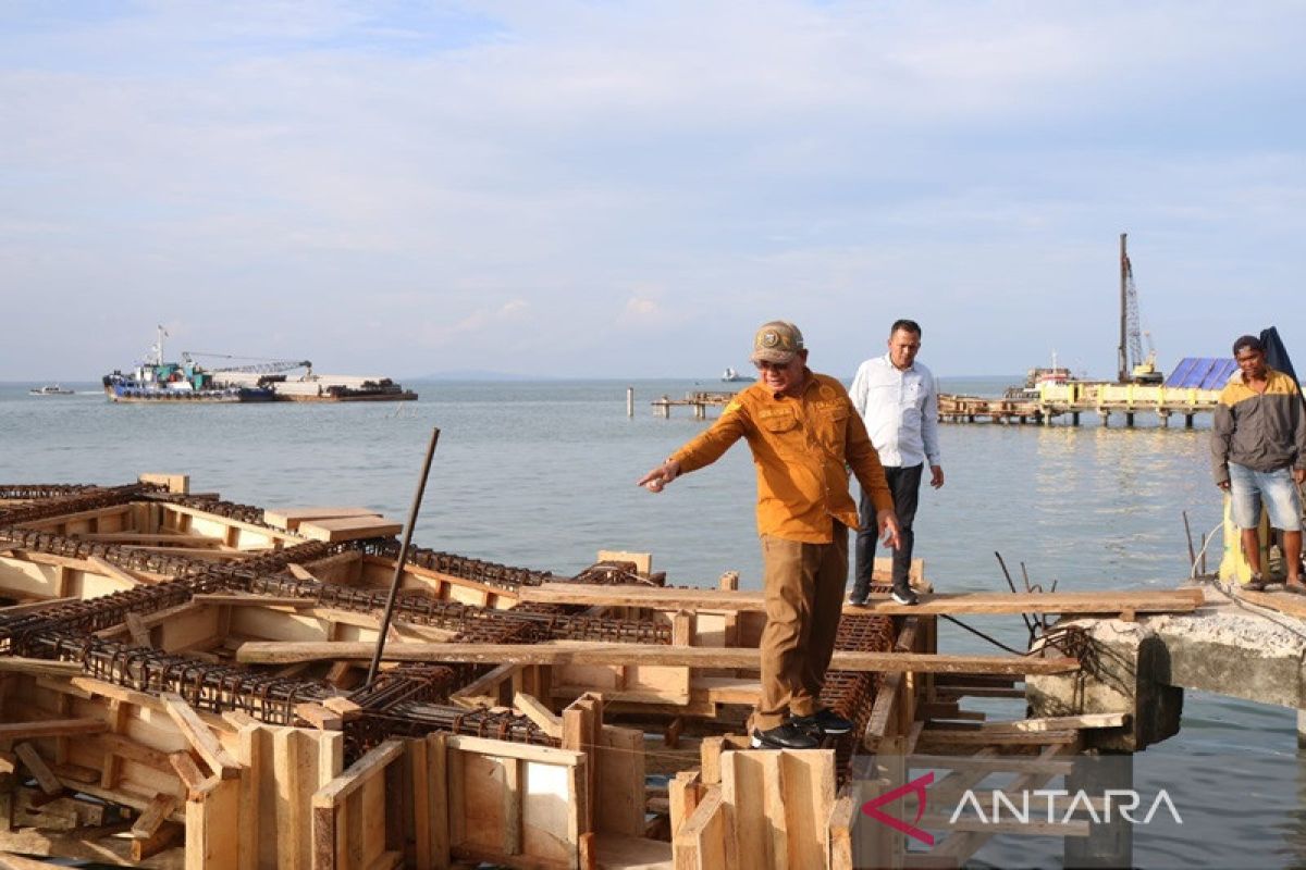 Bupati Kotabaru cek realisasi  pembangunan wisata Siring Laut