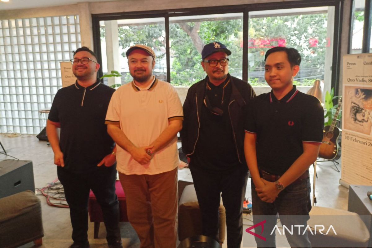 Vokalis band SORE Ade Paloh meninggal dalam perjalanan ke rumah sakit