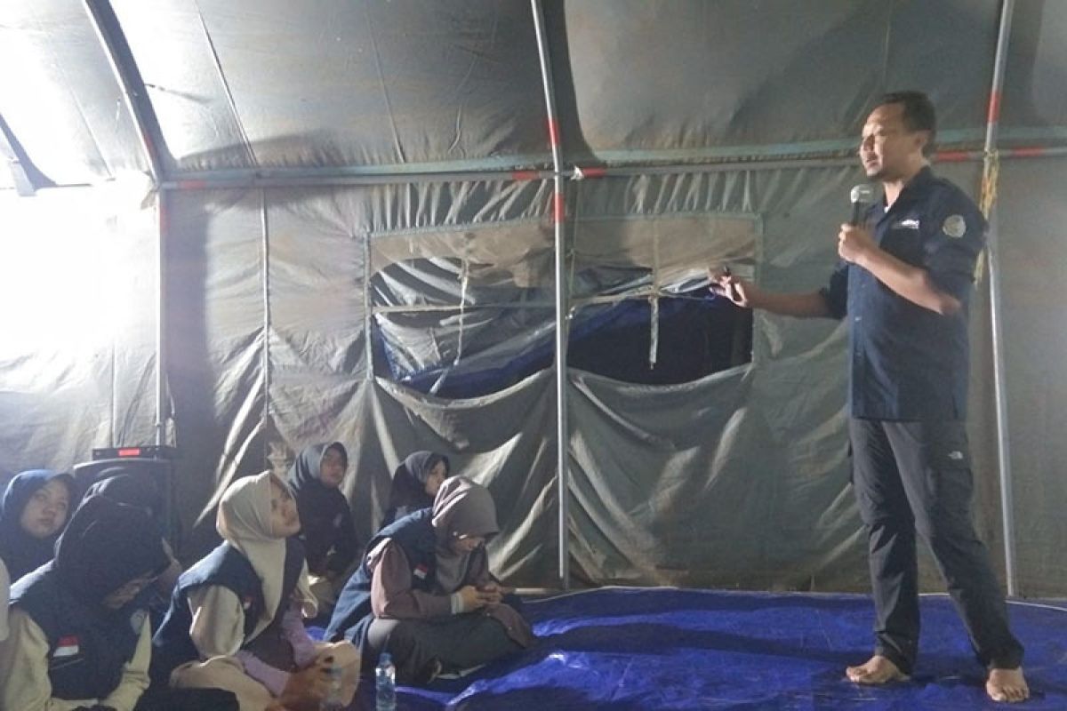 Tim Dosen UMP edukasi masyarakat di Cianjur tentang mitigasi bencana