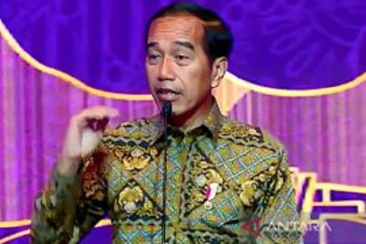 Presiden Jokowi kembali wanti-wanti kapolda-pangdam jika terjadi kebakaran hutan dan lahan
