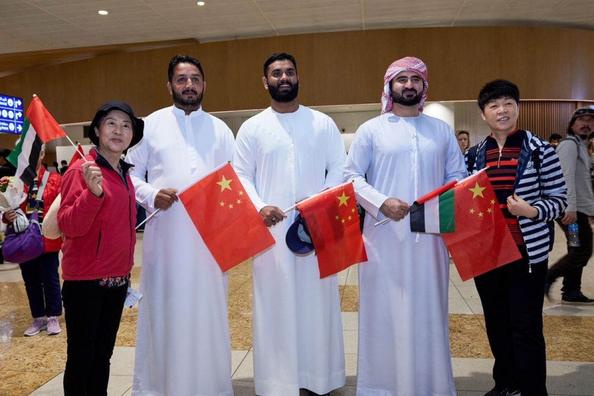 Tur wisatawan China pertama terima sambutan "karpet merah" di UEA