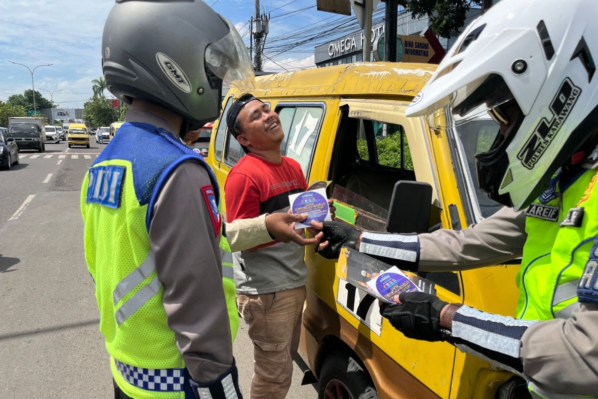 Polres Karawang tilang elektronik dalam Operasi Keselamatan Lodaya