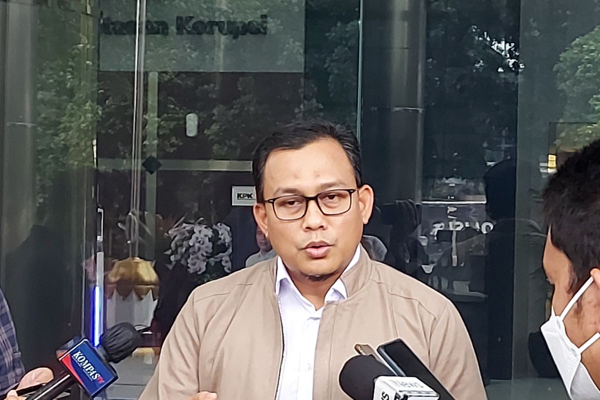 KPK panggil Kasi Pemasaran PT Amarta Karya sebagai saksi