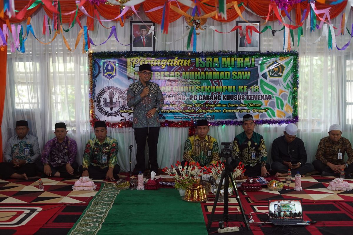 PGRI Padang Batung gelar peringatan Isra Mi'raj Nabi Muhammad SAW