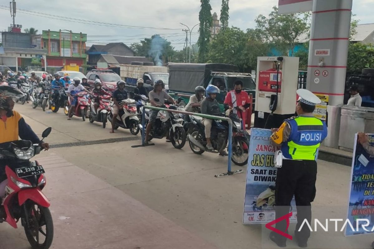 Satlantas Polres Tanah Bumbu kenalkan SIM D kepada masyarakat