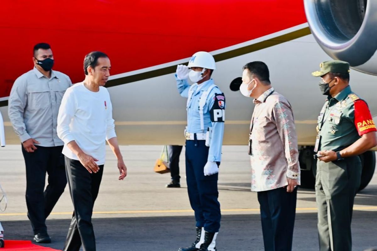 Jokowi jadwalkan meresmikan pabrik pupuk dan serahkan KUR di Aceh