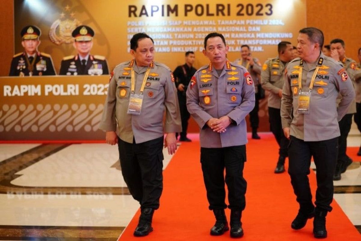 Kapolri pastikan jajaran Polri kawal seluruh kebijakan pemerintah